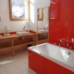salle de bain chambre 1, location chalet champ benoit valmorel appartement ski